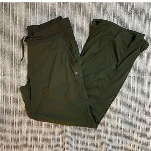 Lululemon Dance Studio Pants. Green Size 12